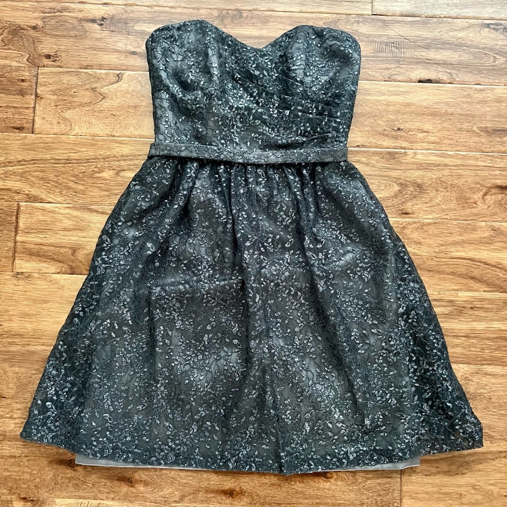 Dressy Collection Strapless Formal Dress